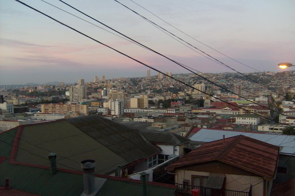 Hostal Destino Bellavista Valparaiso Exterior photo